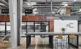 H_E_B_Digital_Favor-Delivery_Workspace-Breakout-Area